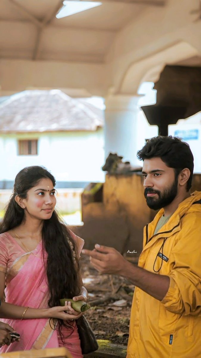 ival_poet's tweet image. உரிமை 
கொண்ட
பெண்மையிடத்திலும்
அனுமதி வேண்டி 
நிற்கும்
ஆண்மை 
அழகுதான்..❤️