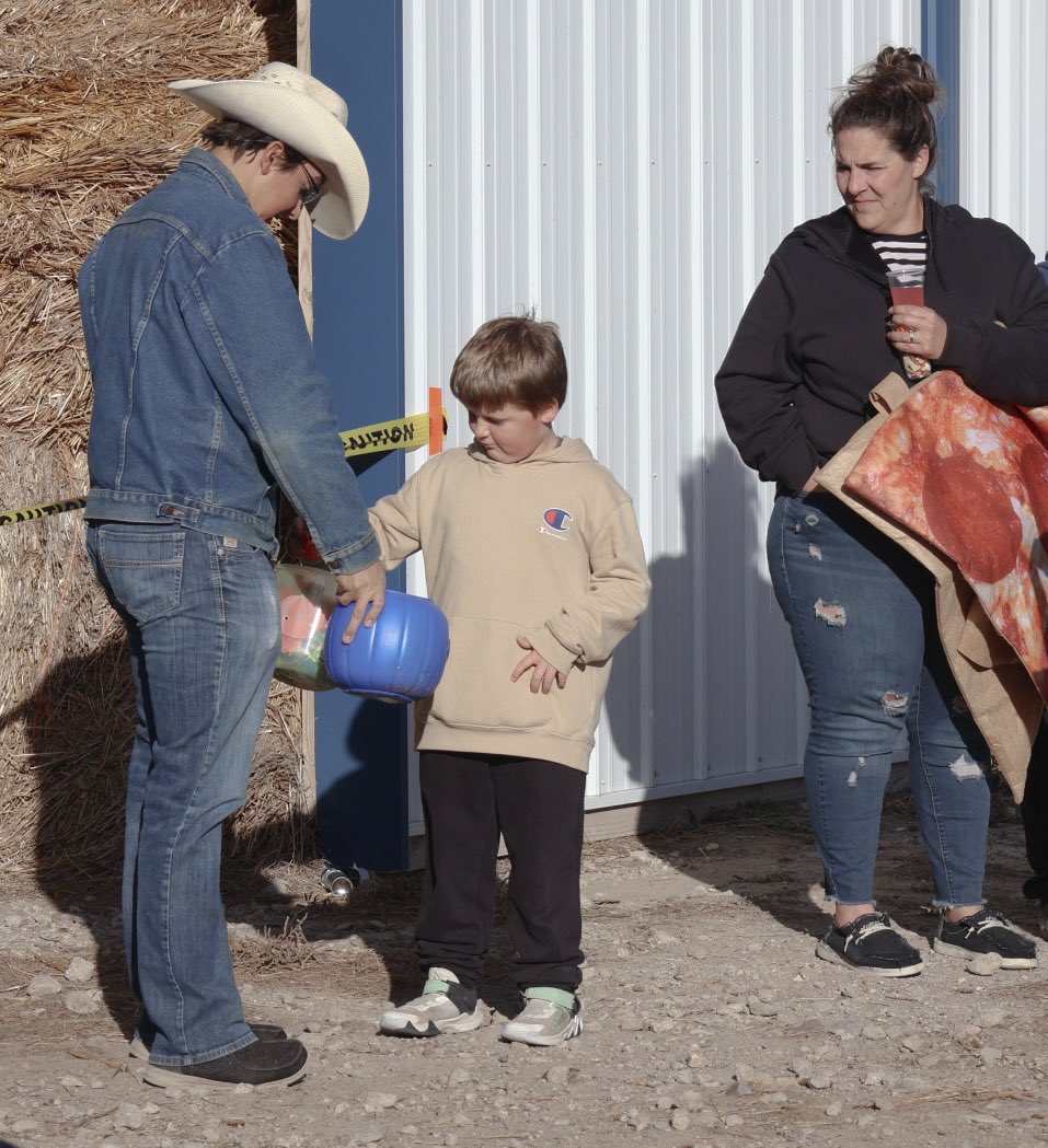 Another amazing year of Halloween N’ Horses! 🎃🐴 Huge thanks to everyone who came out and showed off their creative costumes.👻 #BleedBlue #ColbyCC