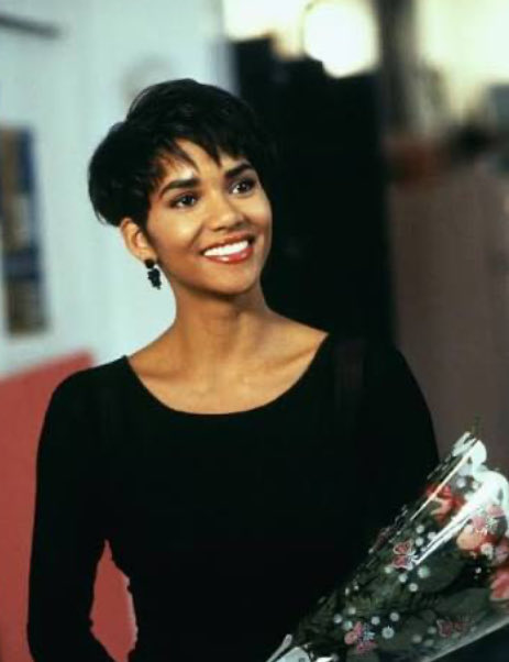 Will34Harris's tweet photo. @newyscruggs walked out of Dream Girls. I didn’t know it was a musical 🫣 Boomerang for me because the man gave the world Hallie Berry. For that I shall be forever grateful. https://t.co/xxqoalJhcS