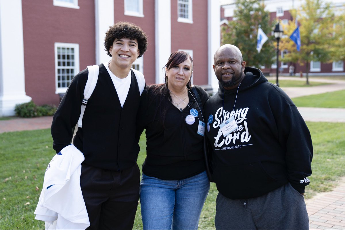 Washington and Lee University tweet media