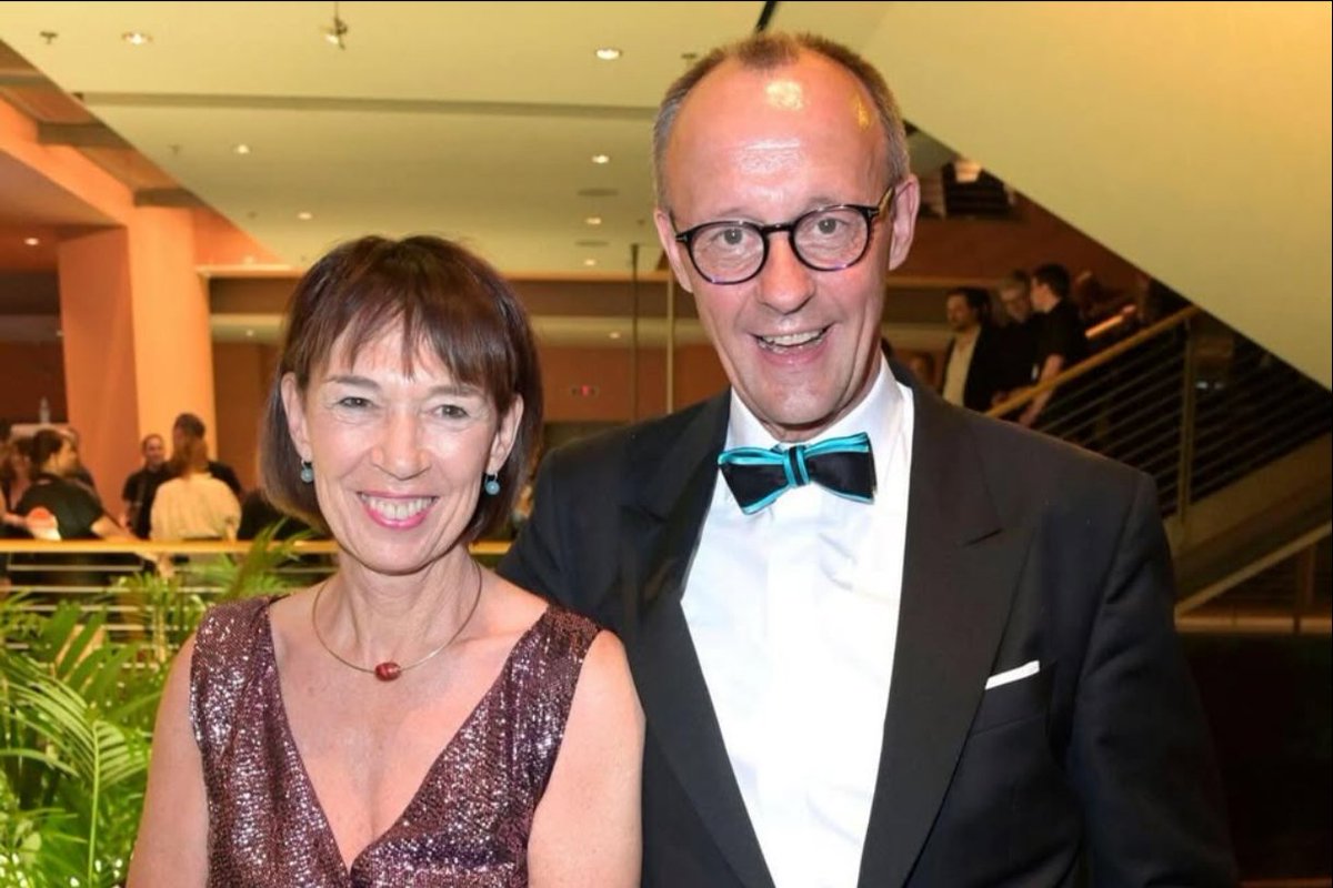 #Netzfund

🤭

Diesjähriges Halloween-Kostüm von Heidi Klum und Tom Kaulitz geleakt