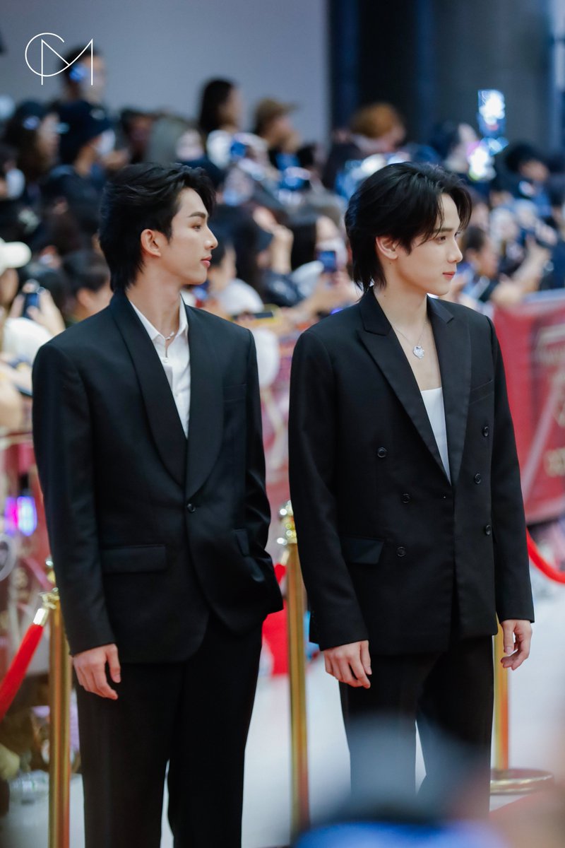 CM2Connect's tweet image. “เซิร์ฟ - จาว่า” ช่วงเดินพรมในงานประกาศรางวัล “ MAYA TV AWARDS 2025 : มายามหาชน”
MAYA TV AW x SURFJAVA
#swensurf #javabh 
#SurfJava #เซิร์ฟจาว่า 
#MAYATVAWARDS2025
#MAYATVAWARDS #มายามหาชน2025