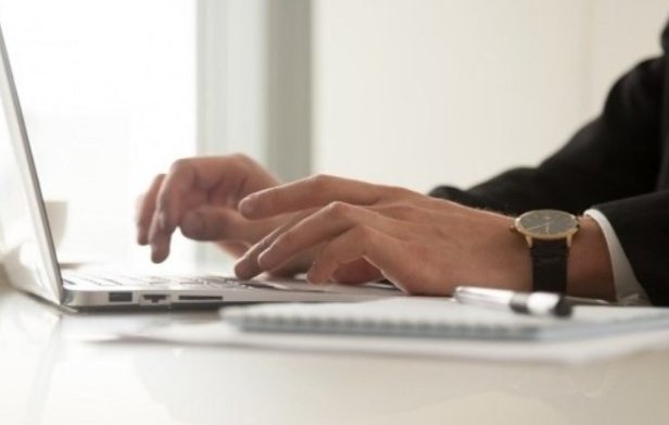 📢 Final Call for Applications!
The School of Religion is hiring instructors for Winter 2026:
📘 RELS 235 – Religion &amp; Environment
📗 RELS 342/842 – Indigeneity &amp; Nature Units
🗓️ Deadline: Today (Oct 29)
👉 queensu.ca/religion/teach…