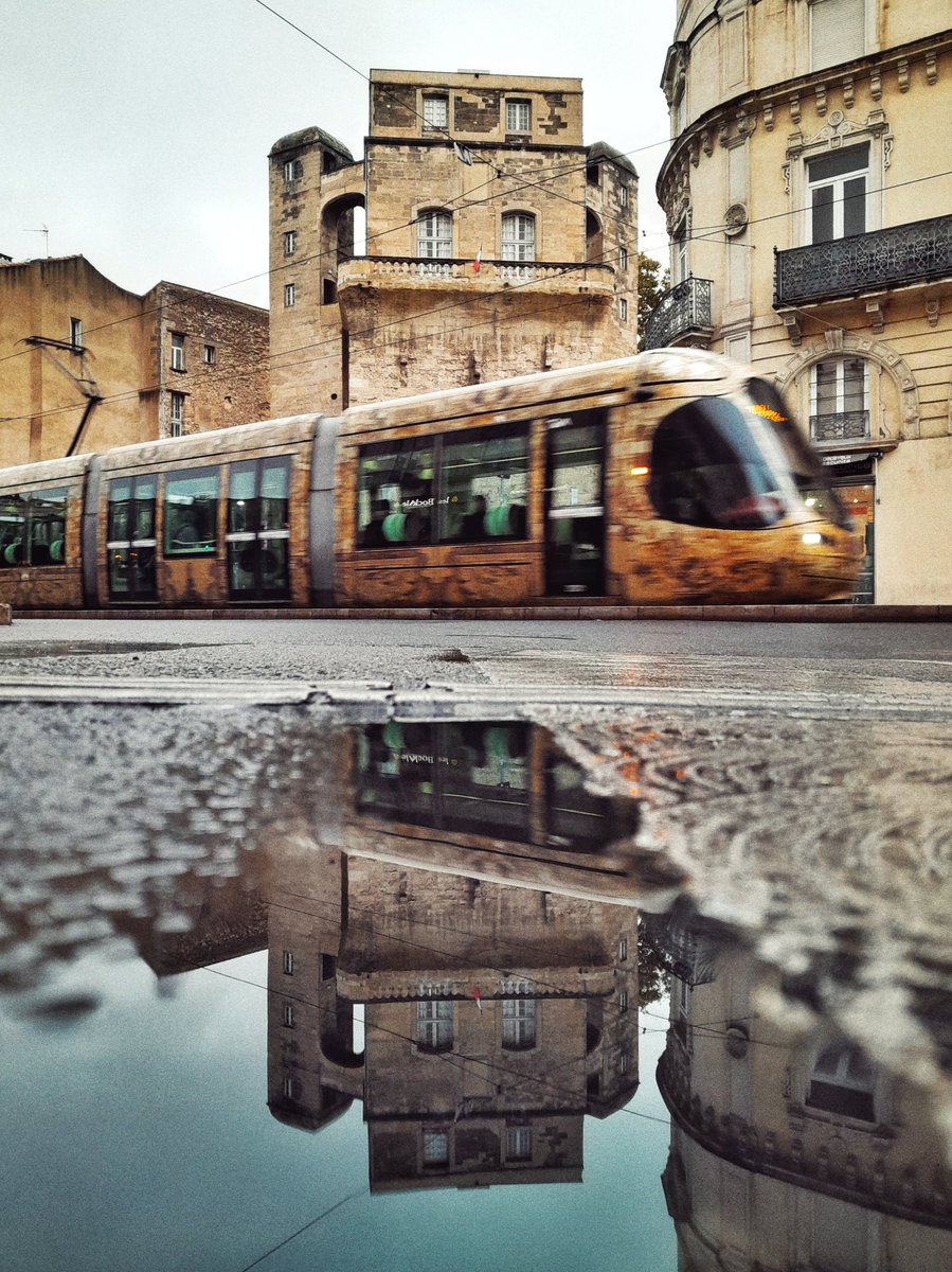 Jour de pluie Rue de la République à #Montpellier 🌧📸