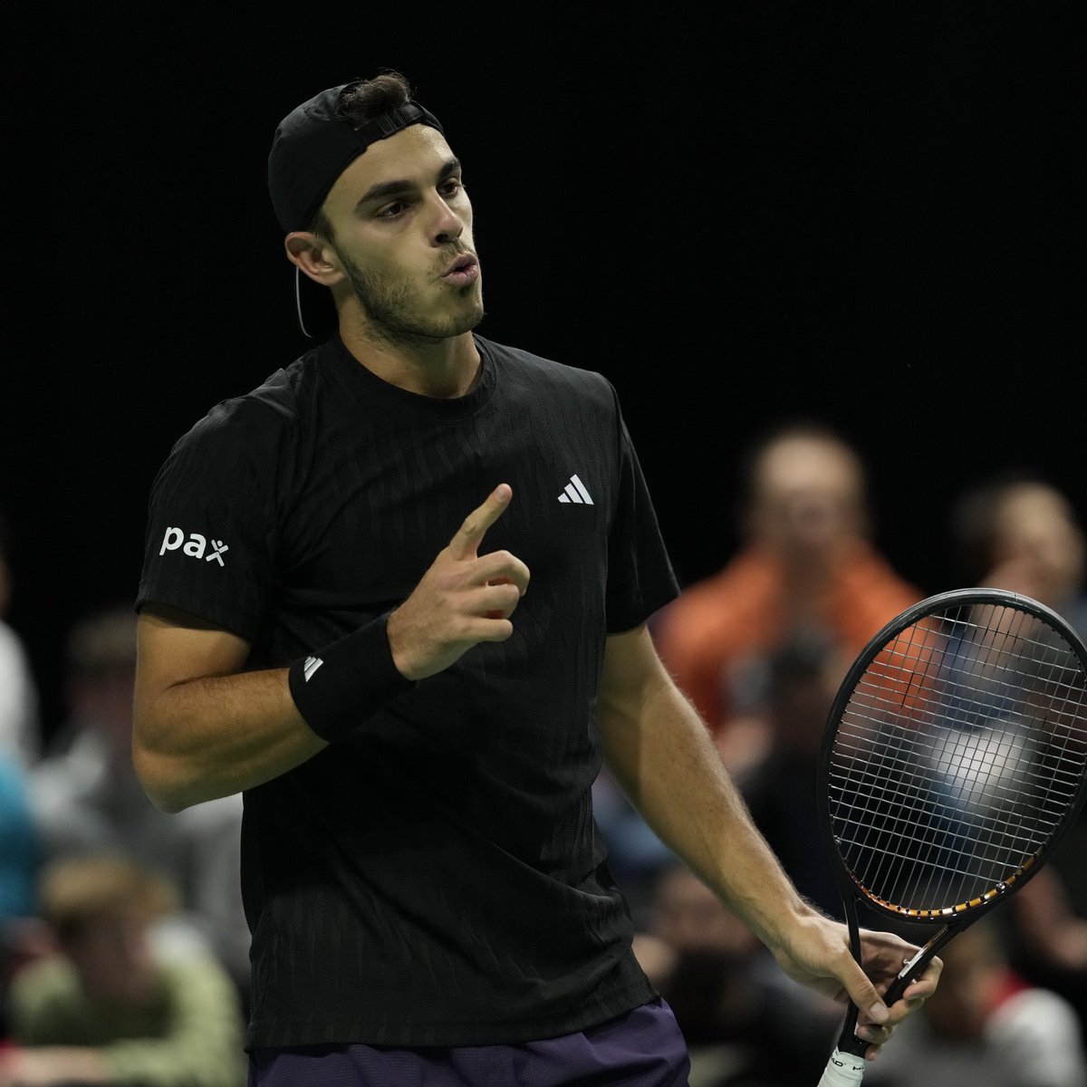 #París 
2R.

▪︎ Francisco #Cerúndolo (ARG) a Miomir Kecmanovic (SRB) 7-5, 1-6, 7-6 (4).
🔜 Jannik Sinner (ITA, 2°).

▪︎ Alex #Zverev (GER, 3°) a Camilo Ugo Carabelli (ARG) 6-7 (5), 6-1, 7-5.

▪︎ Jannik #Sinner a Zizou Bergs (BEL) 6-4, 6-2.

<a href="/RolexPMasters/">ROLEX PARIS MASTERS</a>