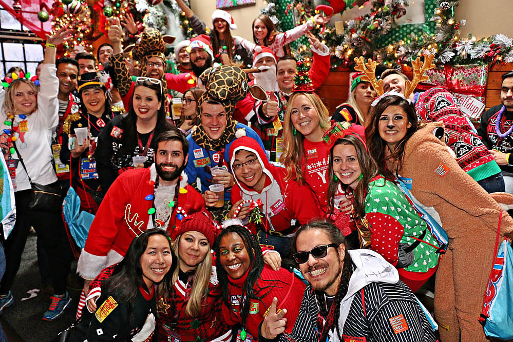 TBOXBarCrawls's tweet image. #TBOX2025 is just 45 days away on Dec 13!  Get Best Ticket Deal NOW!  tbox.org

#TBOX is THE #Chicago #Christmas #BarCrawl - Dec 13 in 20+ Bars of #Wrigleyville - Free Breakfast Buffets, Live Music &amp;amp; More!
#chicagoevents #pubcrawl #christmasparty #12barsofxmas