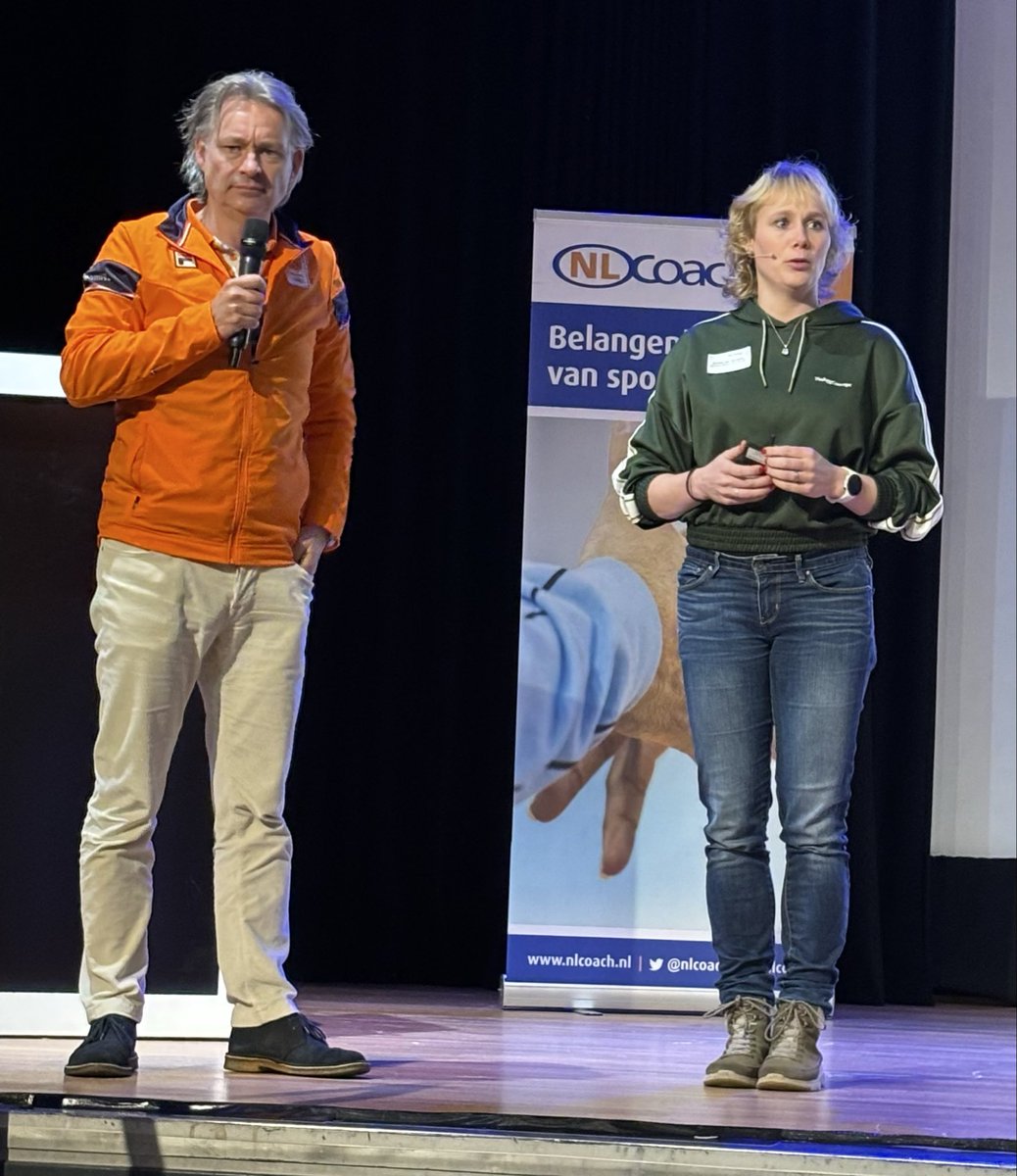 Respect verdien je door met vertrouwen, helder, duidelijk, kalm te spreken. Jezelf te blijven. Belangstelling voor mensen te tonen. Naar voren stappen als het moeilijk is. De waarheid durven te spreken. Te luisteren zonder onderbreken. Beheerst  blijven bij kritiek en ruzie.