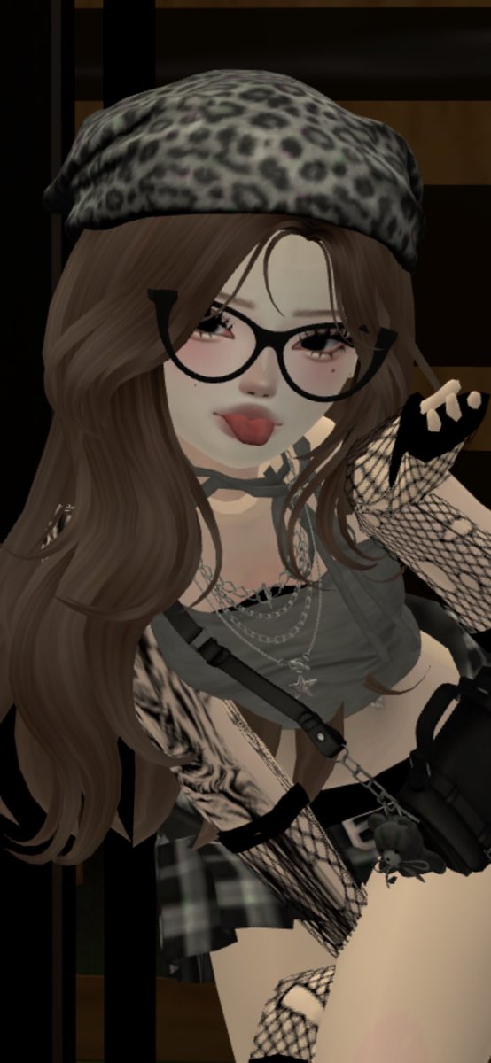 Cayameeel's tweet photo. Wle :b #roblox https://t.co/3bCpdAYhm5