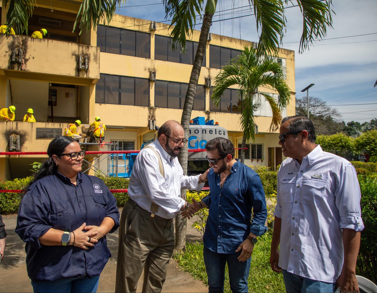 Los trabajos de renovación y mejoramiento de la Escuela Nacional de Agricultura <a href="/ENA_ElSalvador/">Escuela Nacional de Agricultura</a> (ENA), iniciaron este martes 29 de octubre. El secretario de comercio e inversiones <a href="/MiguelKattan1/">Miguel Kattan</a> participó del inicio de ese proyecto que mejorará la calidad académica y la vida de
