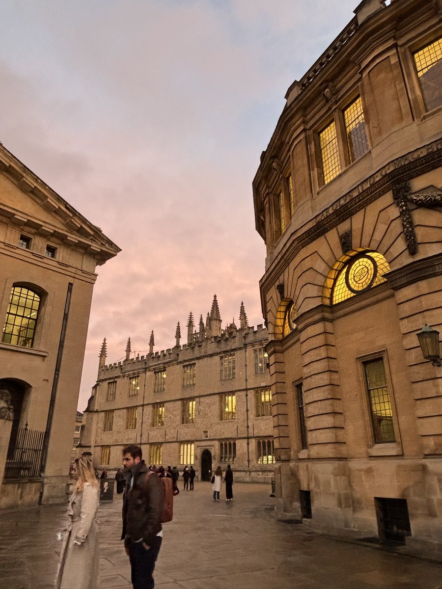 Simon Wheale tweet media