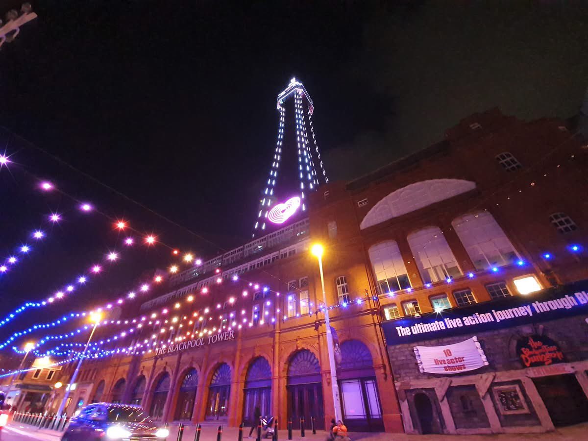 mycampervan's tweet photo. Blackpool https://t.co/bJqM74fyQq