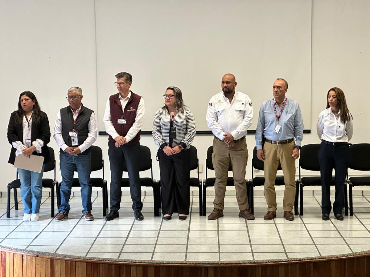 EliCesarC's tweet photo. El día de hoy abrimos las puertas de la SICT SLP al programa de Audiencias Públicas del ISSSTE, donde esta noble institución ofrece sus servicios de manera directa y cercana a las y los trabajadores afiliados. https://t.co/SEKHjDzl4S