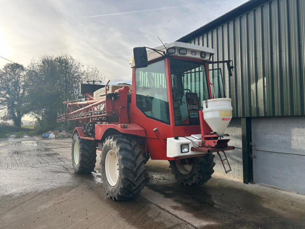 We've recently added this 2004 RB25 to our selected preowned listings page.

See the complete spec for this machine at batemansprayers.com/preowned-batem…

#BatemanSprayers #CropSprayersForSale #RB25 #SelfPropelledSprayer