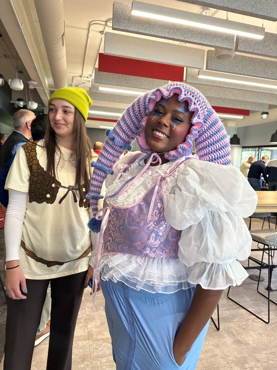 VARGOSolutions's tweet image. The VARGO® team rocked Halloween with creative costumes and our annual chili cook-off. We enjoyed laughs and friendly competition, even as a T-Rex and crazy clown lurked amongst us!

Spirit 👻, spice 🌶️ and everything spooky 🫣!
vargosolutions.com
#HappyHalloween