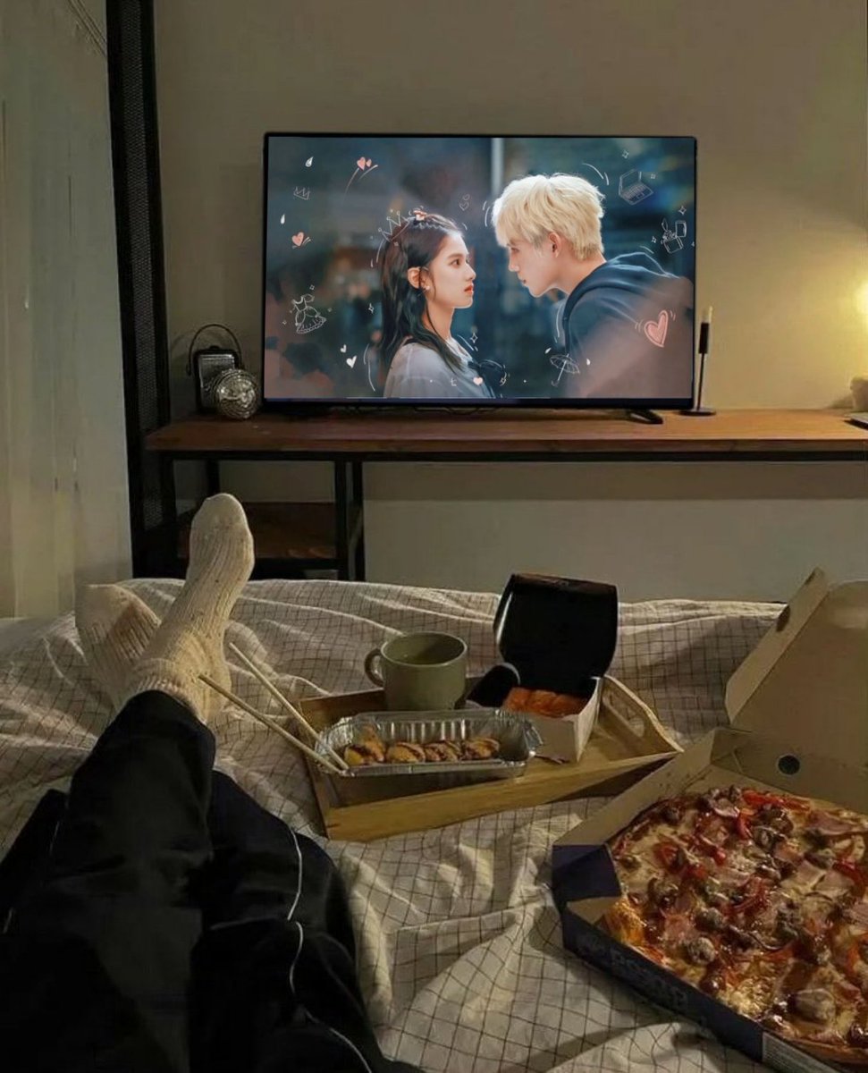 yingluvs's tweet image. People my age are starting families, getting married, having kids, and I&apos;m just like this in my room