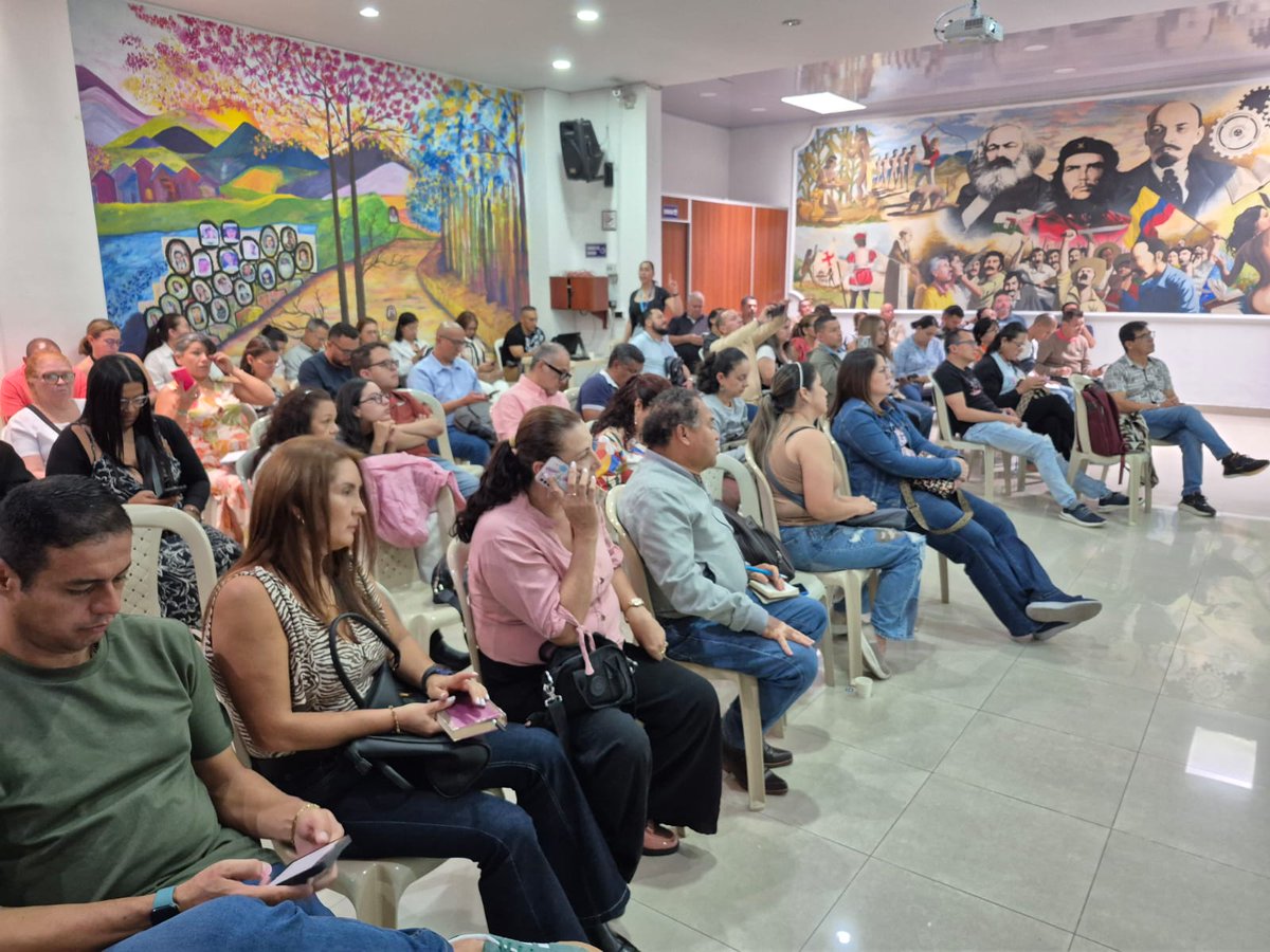 SindicatoSUTEQ's tweet image. #COPASST | Hoy se fortalecieron las capacidades en una jornada de formación especializada, enfocada en sst.

🛡️ Identificación de Riesgos en Infraestructura Educativa
📈Análisis de la Incidencia de Enfermedades en el Magisterio del Quindío
💻Reportes e Incapacidades en FOMAG.