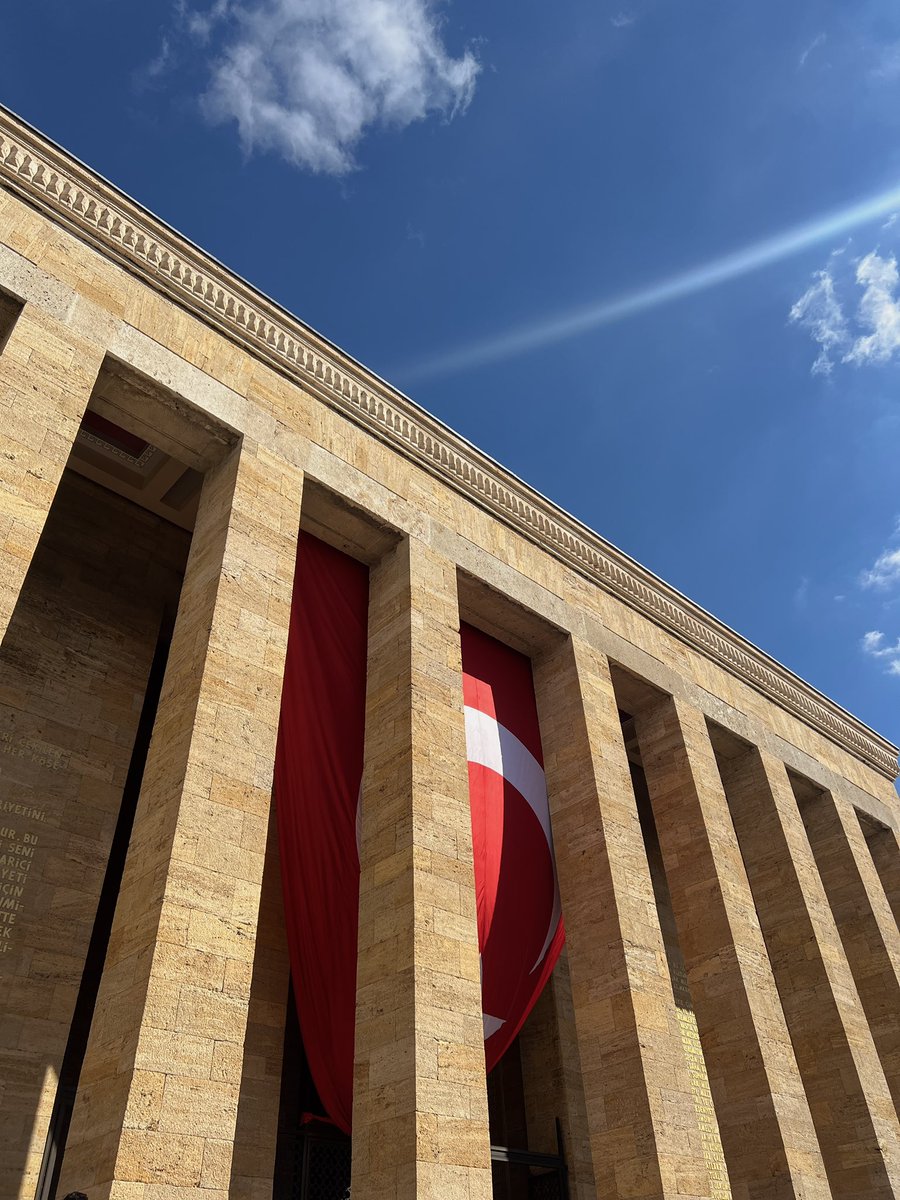 Var ettiğin Cumhuriyeti, daim kılacağız!