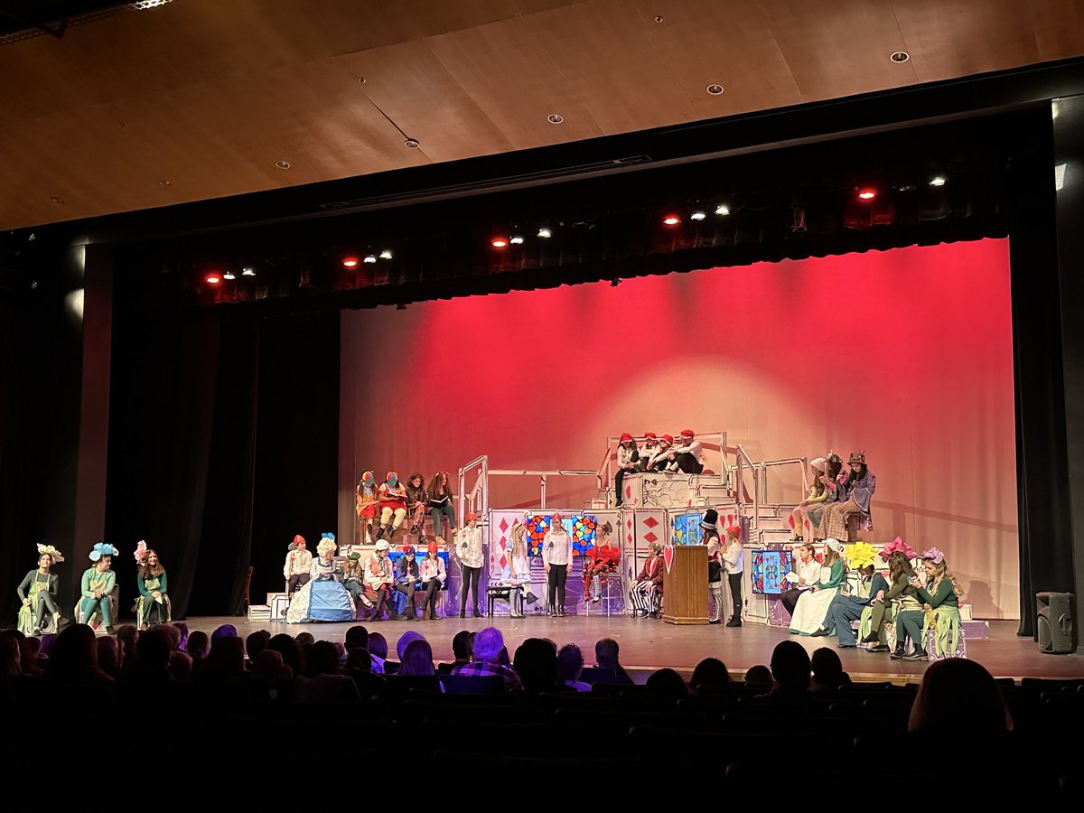 Alice In Wonderland! #EPS #SouthViewThespians