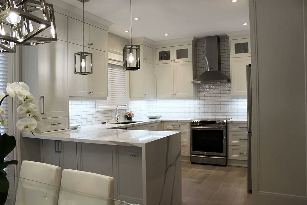 JosephKitchenON's tweet image. #Transformyourhome with a stunning #modernkitchenmakeover!💫From #sleekcabinets to #elegantcountertops, this #fullrenovation blends #beauty, #function, and #style.💎josephkitchens.com
#KitchenRenovation #HomeDesign #ModernKitchen #KitchenGoals #InteriorDesign #CustomCabinets