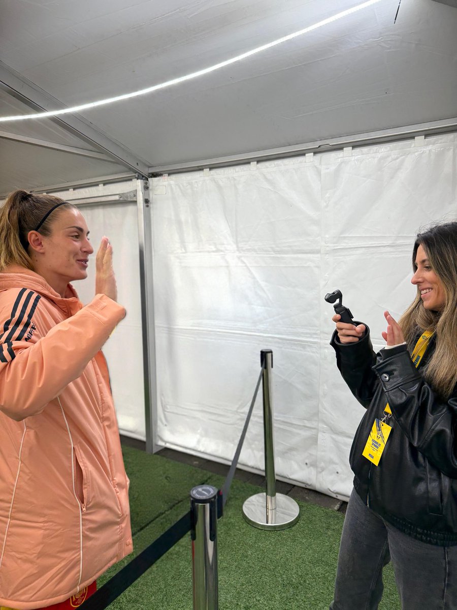 El vlog del partido de ayer, previsto para las 20:30 h, saldrá un pelín más tarde. 

Os recompensaremos.