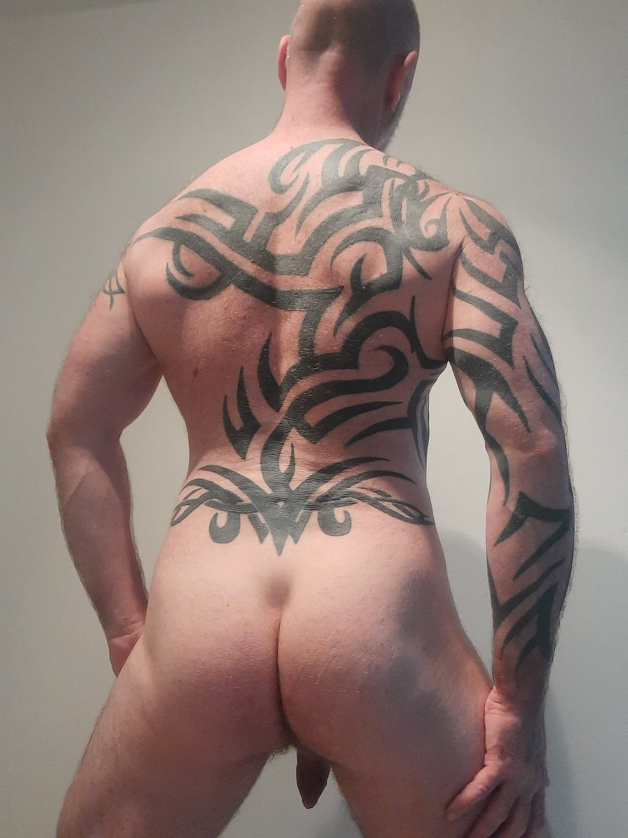 Muscle Steve tweet media