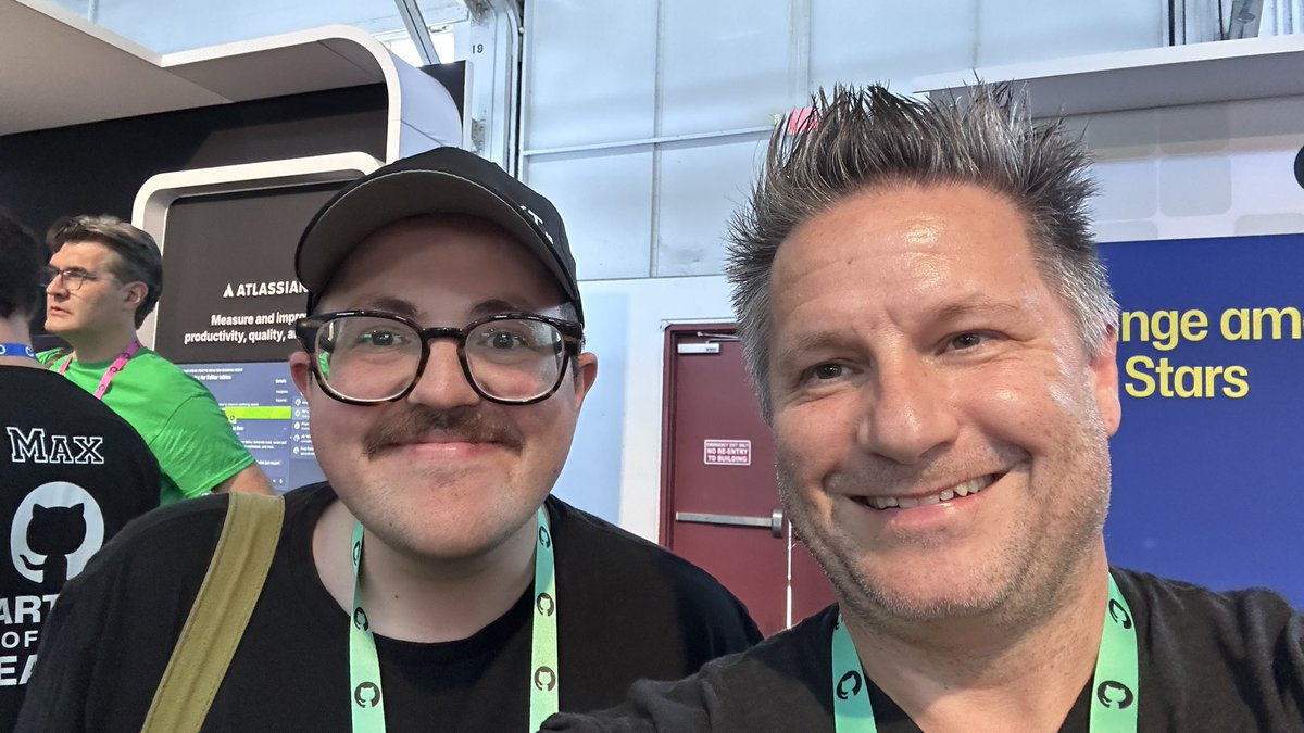 nickytonline's tweet image. Met up with @BurnedChris irl! #githubuniverse