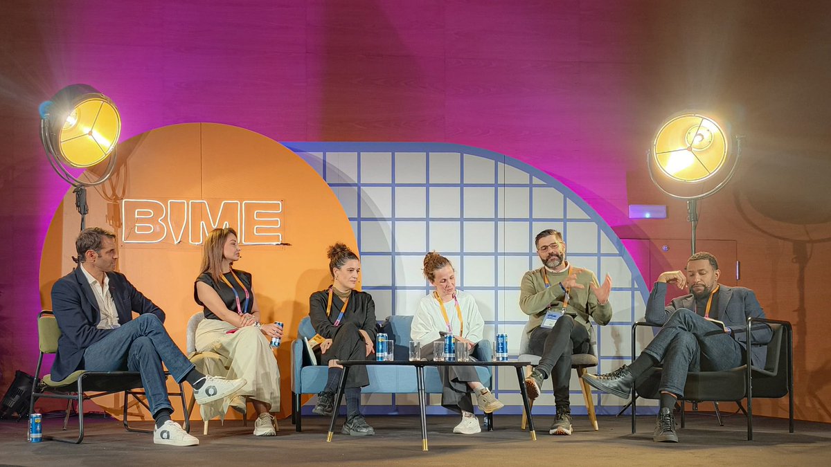 FUGABogota's tweet photo. 1/2 Hoy en @BIMEnet_  Nuestra directora @BlancaAndreaSD  hizo parte del panel “Cultura e inversión: más que métricas, confianza y relato”, junto a referentes internacionales como Lucía Casani Fraile (@FundacionCarasso), Adama Sanneh (@MoleskineF), María Molina (@SpainNAB) y Javier Jiménez (APTENT), bajo la moderación de Leo Gutson (RGN Impact).

El panel abordó la importancia de la confianza y la inversión estratégica en el crecimiento de las industrias culturales y creativas, explorando modelos sostenibles que conectan el valor artístico con el impacto social.