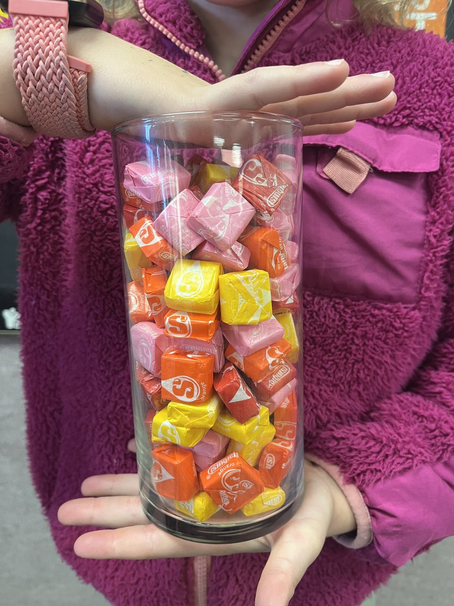 Mrs. Langeland - Waukazoo School tweet media