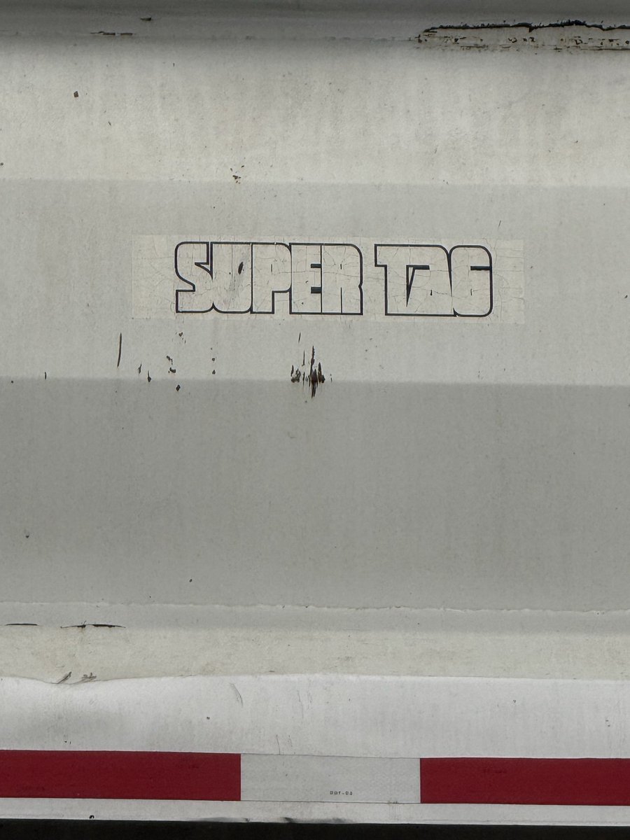 This dump truck in front of me in traffic giving me tips on how to get good in 2XKO