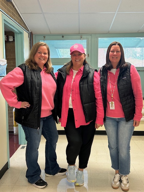 WVMSDragons's tweet image. 💗 Fall Spirit Week continues with our Pink Out Day! Students and staff are showing their support and school spirit in every shade of pink! 🩷 #WVMSDragons #LMSD 
🚨Remember to rock your Halloween costume or WV gear tomorrow for our final day of our Fall Spirit Week🍂🎃👻!