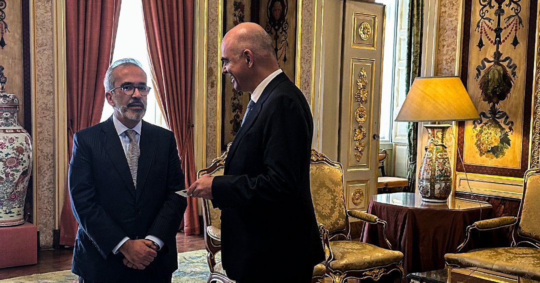 Grateful for Portugal’s strong commitment to @CoE values, including via <a href="/NSCentre/">North-South Centre of the Council of Europe</a>.
With MFA <a href="/PauloRangel_pt/">Paulo Rangel</a>, discussed adequate, practical responses to challenges in protection of human rights &amp; rule of law in Europe.
Looking forward to celebrating 50 years of <a href="/PortugalCoE/">Portugal at the Council of Europe</a>.