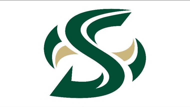I’m incredibly blessed to receive an offer from the Sacramento State Football program! Huge thank you to Coach Marcus Patton for recognizing my performance during my freshman season. Excited for what’s ahead! 💚💛 #SacState