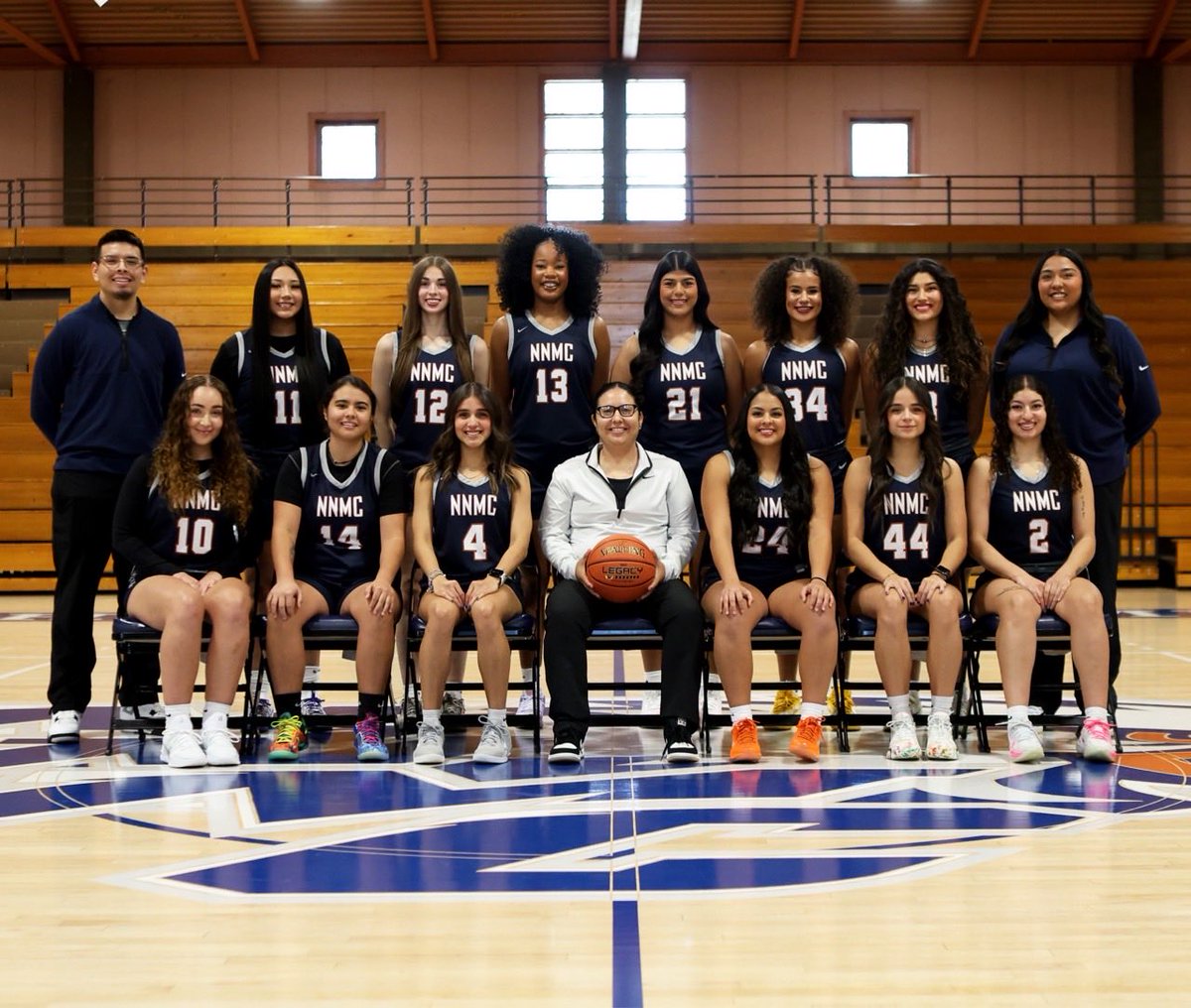 Please help support Northern New Mexico Women’s Basketball by giving to the Eagles team fundraiser presented by @eTeamSponser! 🦅🧡💙

ets.rocks/48TTbKu