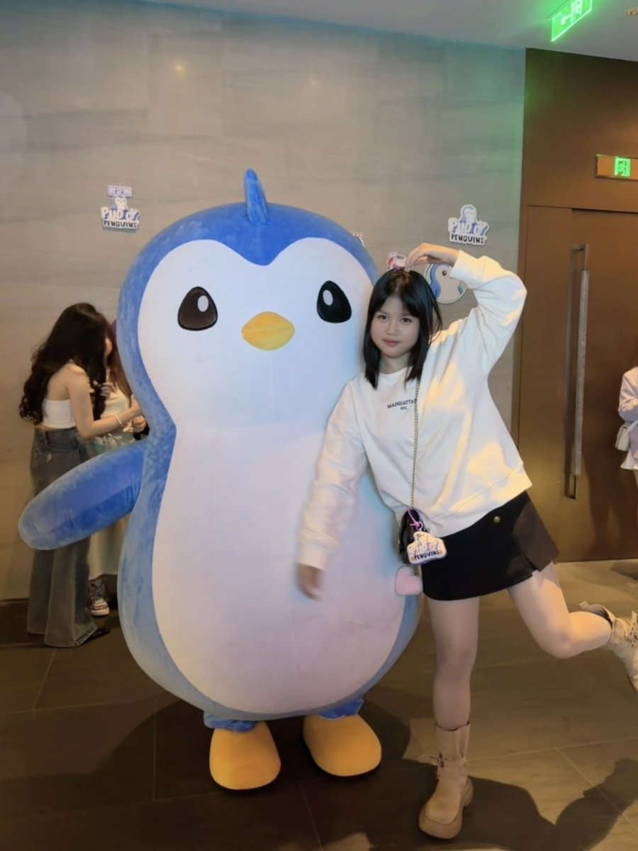 cocoethweb's tweet image. Joining the Huddle in Shenzhen 🇨🇳🐧

今晚在深圳与胖企鹅邂逅 ❤️

@PudgyPenguins @PenguAsia @PudgyPenguinsCN, let’s waddle