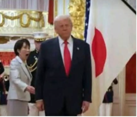 After saluting the Japanese flag, Donald wandered off like a Senile old man, lost at the mall! Look at the expression on the face of the Japanese Prime Minister. Priceless! 😂