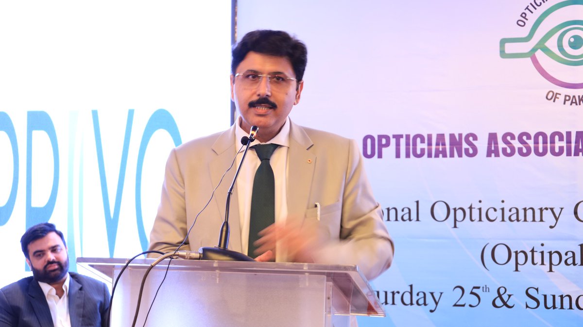 OptometristsPK's tweet photo. significant step towards advancing Optometric education, innovation, and professional growth in Pakistan.

Together, POS and TASA Vision aim to strengthen the Optometry sector through joint initiatives, training programs, and research opportunities. https://t.co/VRh8xhyomW