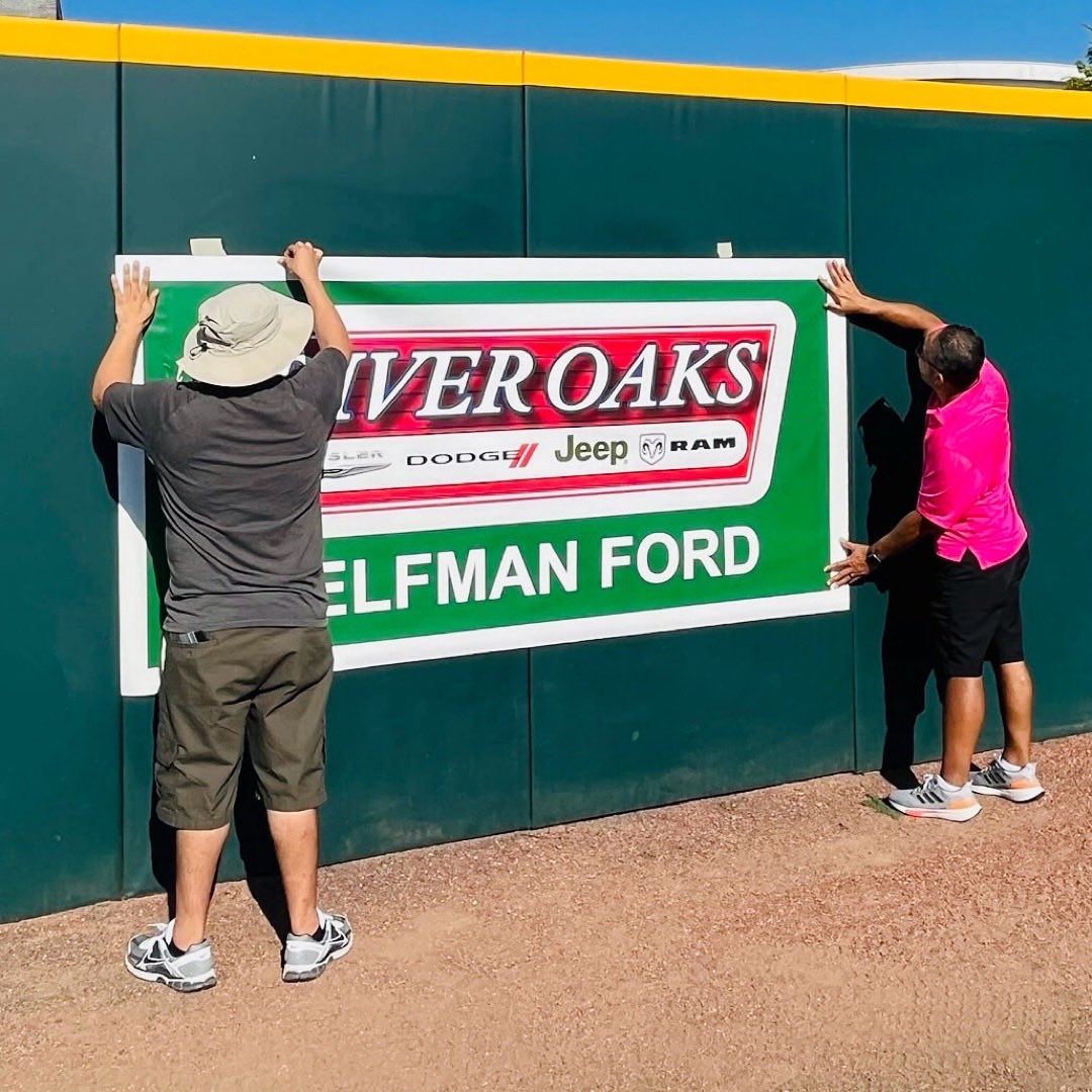 Mr. Philanthropy never stops giving! Alan Helfman’s latest contribution to Houston Christian University hits it out of the park — introducing the new Blake and Alan Helfman Baseball Press Box! ⚾👏 River Oaks CJDR

#MrPhilanthropy #AlanHelfman #HCU #Baseball