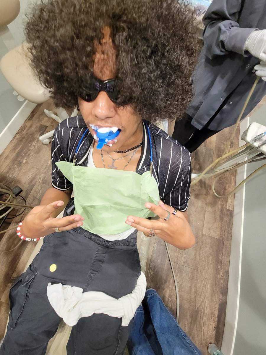 ThatYNTruth_'s tweet image. Unemployed but her feet b givin me jobs