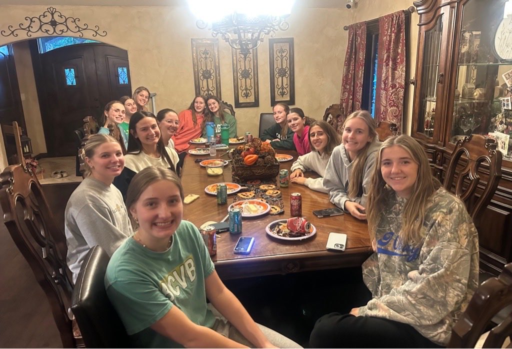 BCCHS Volleyball tweet media