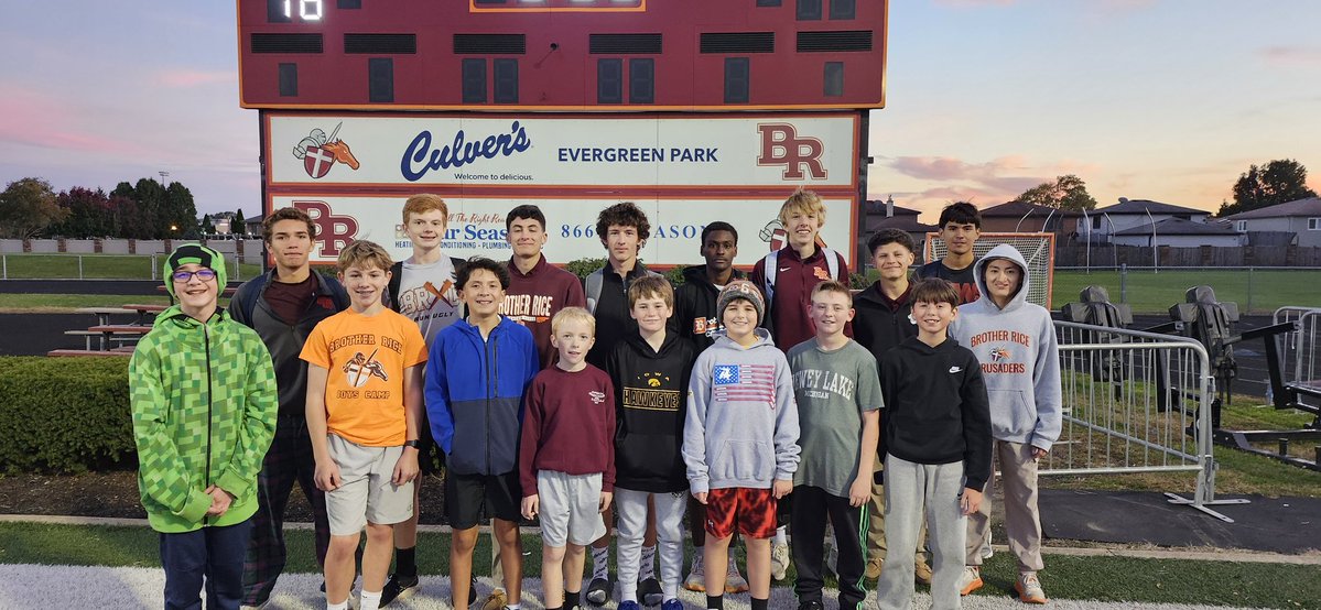 CrusaderTF_XC's tweet image. 🏃🏻♂️This past Monday concluded our 2nd yr of the Southside Running Club. We ended w/a 1600m TT. All the runners improved their time from earlier in the season‼️ Proud of these young athletes for the enthusiasm & effort they brought each week. Can't wait for next yr! 
#SRC