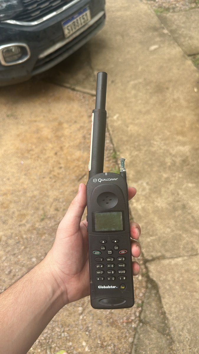 Velho, olhas as coisas q eu encontro nas gavetas aqui de casa, tenho q começar a procurar mais vezes