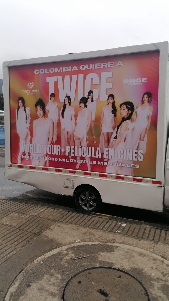 sapphictt's tweet photo. Ajo, Colombia, te veo bien 
@OcesaColombia
@paramo_presenta
@jypnation
#TWICETruckProjectInColombia
#ColombiaLovesTWICE
#TWICEWorldTour2026Colombia https://t.co/aa0tru1sJg
