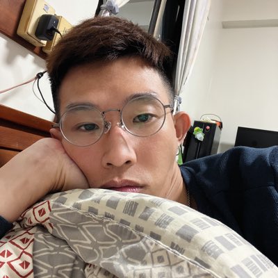 #NewProfilePic (新個人資料照片)