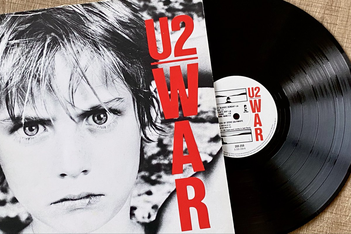 burritoconcoca's tweet image. Que discazo es WAR, me tocó escucharlo hasta los años 2000es que U2 ya estaba muy gastado, porque me topé el video de Sunday Bloody Sunday y desde ahí creció mucho el respeto mío hacia U2…(1) #PoderosoDiscoClub16