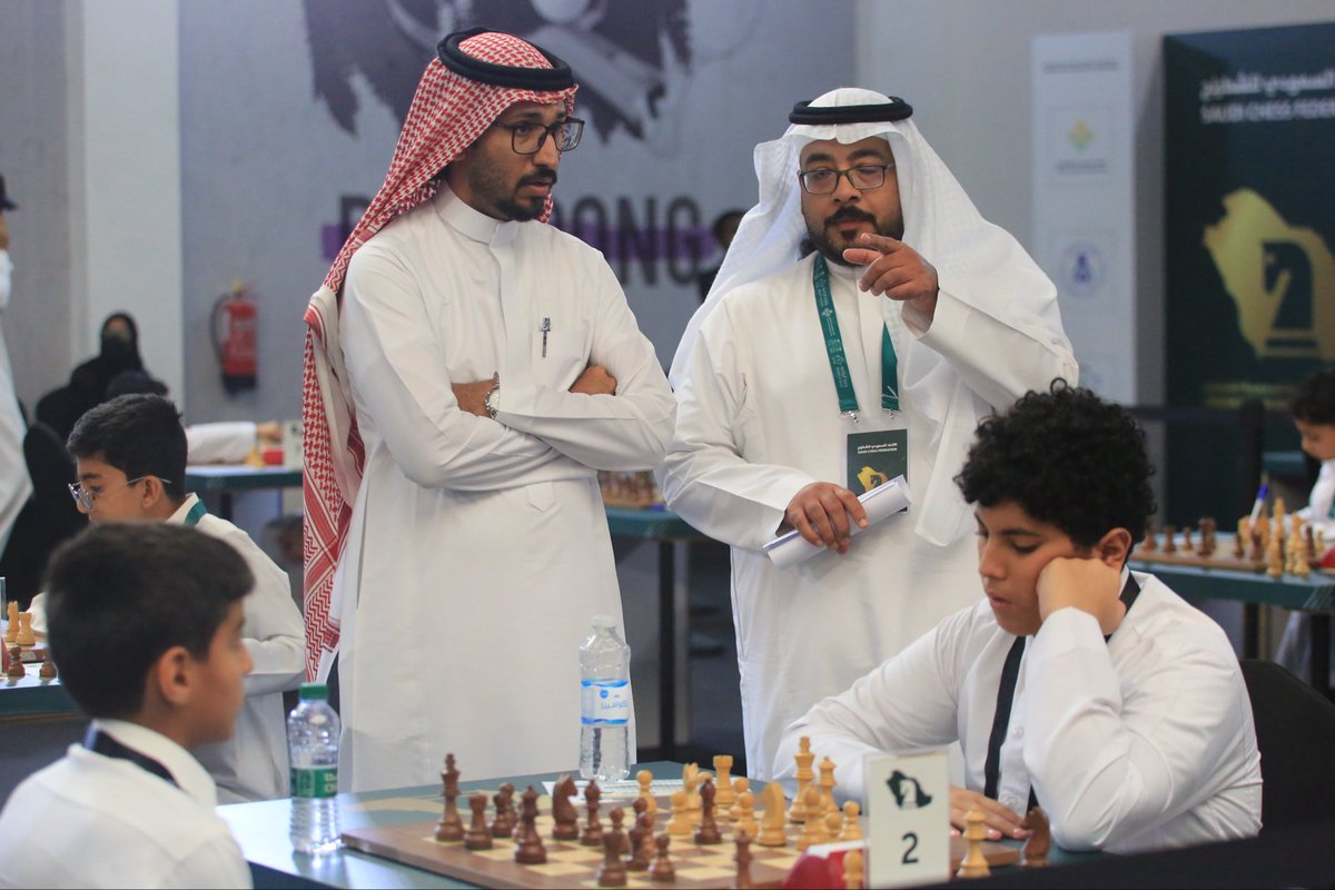 KSAchess's tweet photo. 📸 | المنافسات مستمرة 🏆

#بطولة_المملكة_للشطرنج 🇸🇦
📍 كلية جدة العالمية @JICedusa https://t.co/2XiNSV1kk7