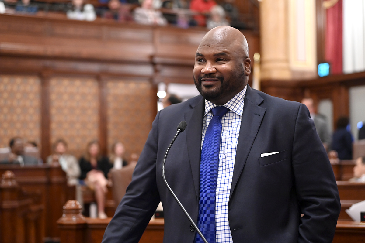 Clean Slate Illinois passes through Senate Criminal Justice Committee!

We are in a great position to pass Clean Slate by tomorrow. Stay tuned, as we head to the Senate Floor.