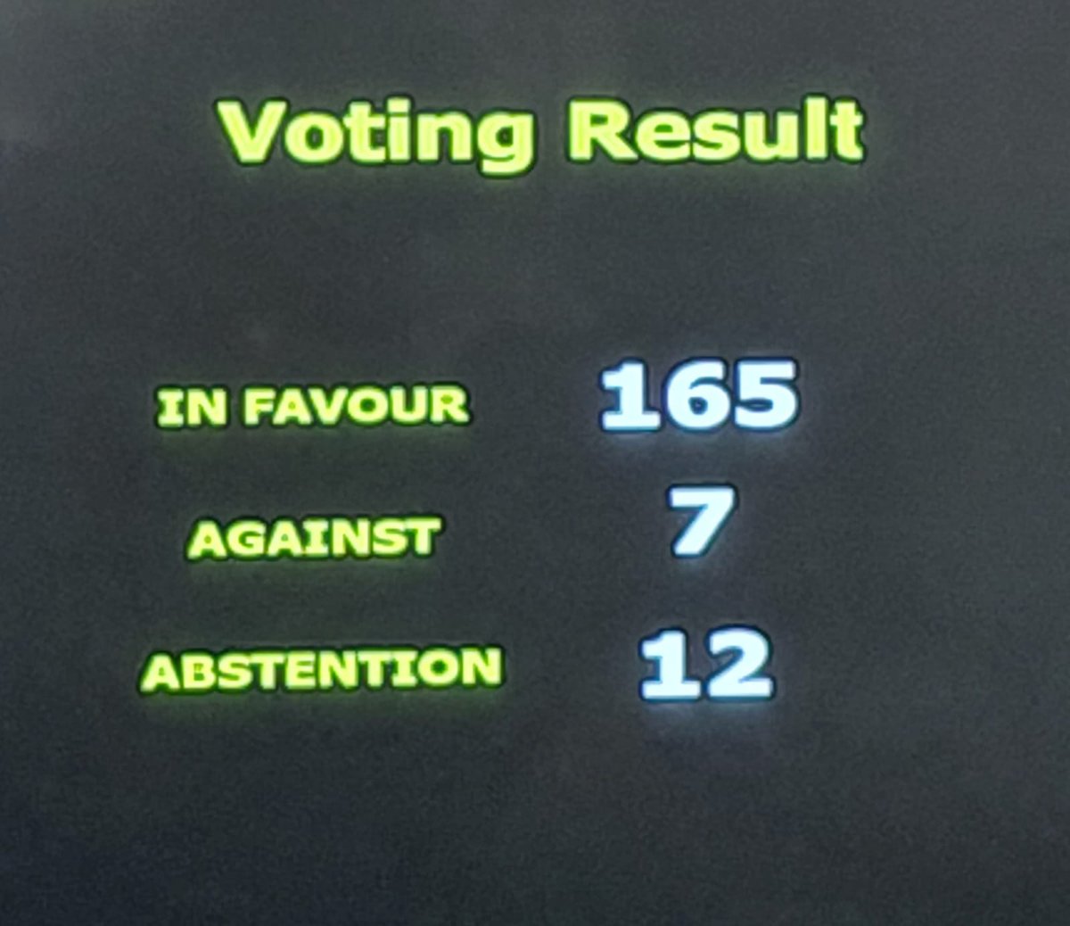 A pesar de todas las presiones del gobierno de los #EEUU para lograr un voto contrario contra #Cuba no pudo lograr sus pretensiones injerencista #Trump no sea más burro #TumbaElBloqueo #NoAlbloqueo