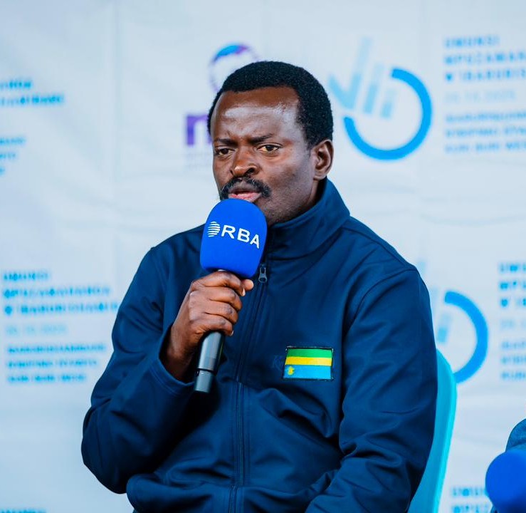 <a href="/Radiorwanda_RBA/">RADIO RWANDA</a> <a href="/NsengClaudien/">NSENGIMANA Claudien</a> <a href="/TheoKayiranga/">Kayiranga Theobald</a> <a href="/gahundemaurice/">Maurice Mugabowagahunde</a> <a href="/RwandaLocalGov/">Ministry of Local Government | Rwanda</a> <a href="/Dominiquehab/">Dominique H</a> <a href="/GovernanceRw/">Rwanda Gov Board</a> <a href="/rbarwanda/">Rwanda Broadcasting Agency (RBA)</a> <a href="/MusanzeYouth/">National Youth Council-Musanze District</a> <a href="/RDBrwanda/">Rwanda Development Board</a> <a href="/visitrwanda_now/">Visit Rwanda</a> “Ingagi zahogoje abanyamahanga ni twebwe tuzicumbikiye. Buri mwaka iyo havuka abana b’ingagi, ni twebwe tuba twazitayeho. Ubukerarugendo, rero bushingiye ku ngagi buteza imbere ubucuzi.” Umuyobozi w'Akarere <a href="/NsengClaudien/">NSENGIMANA Claudien</a>