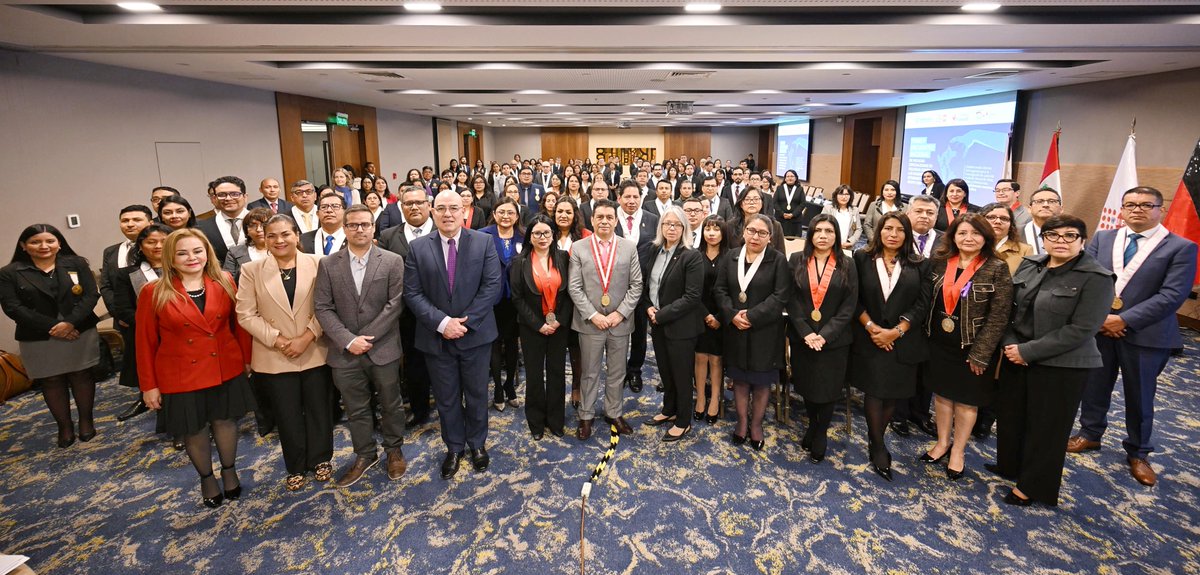 #FiscalíaActúa | Más de 100 fiscales participan en el Primer Encuentro Nacional de Fiscalías Especializadas con el objetivo de unificar criterios y fortalecer la atención a las víctimas de violencia sexual. La jornada contó con la presencia de Nicole Maldonado, jefa de la