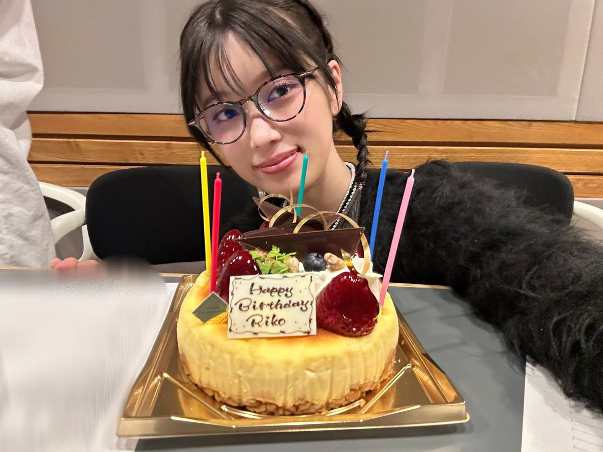 yoooutopia's tweet photo. ぐあぁぁ日付が変わってしまいましたが、昨日が誕生日で25歳になりました😌

お祝いのメッセージをくれた方、いつも応援してくださっている皆さん、ありがとうございます🫶

今後も気を引き締めて、引き続き頑張ります！ https://t.co/PEMnTIH2Wa